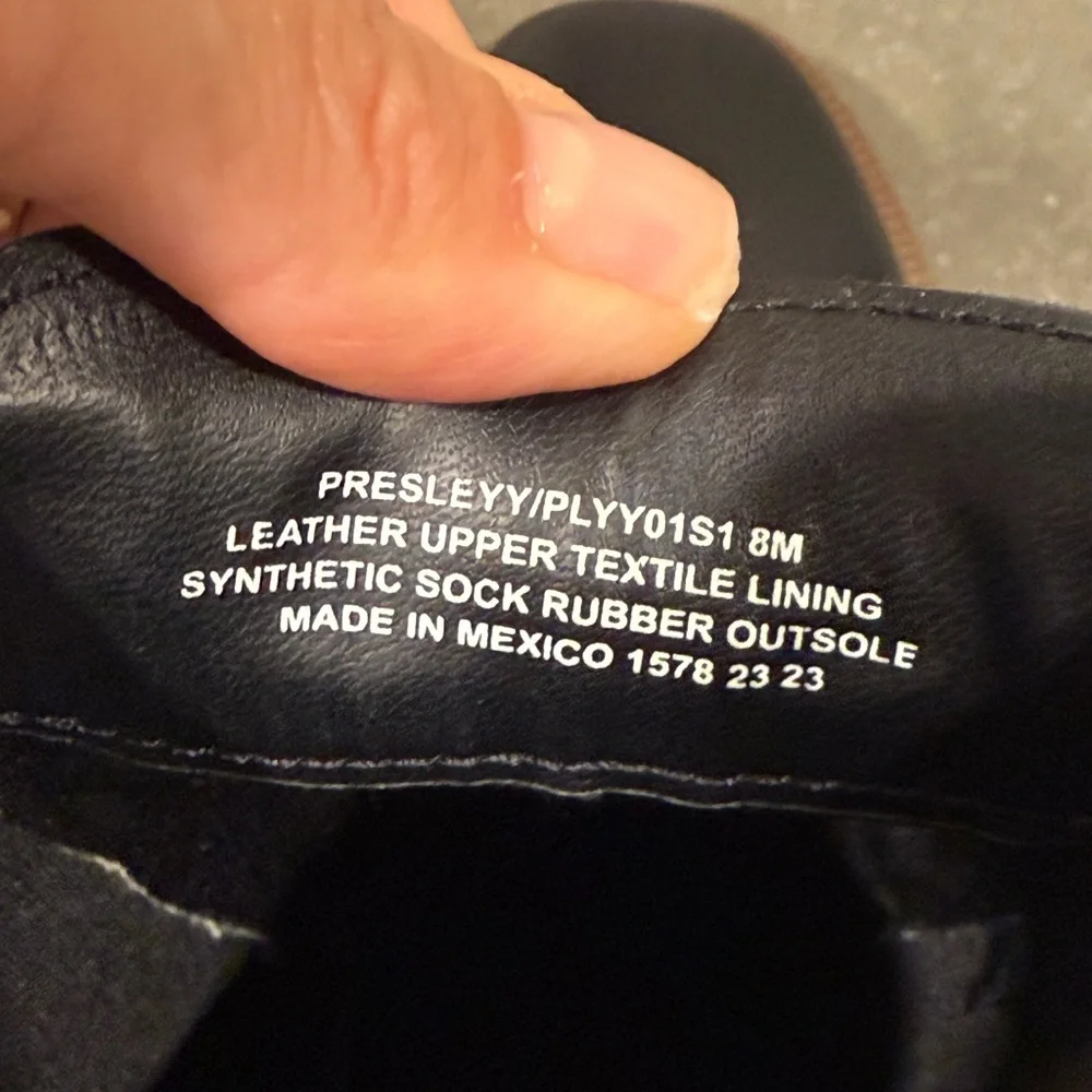 NWOT Steve Madden Pressley Chelsea Boot. Women’s size 8 - Picture 4 of 7